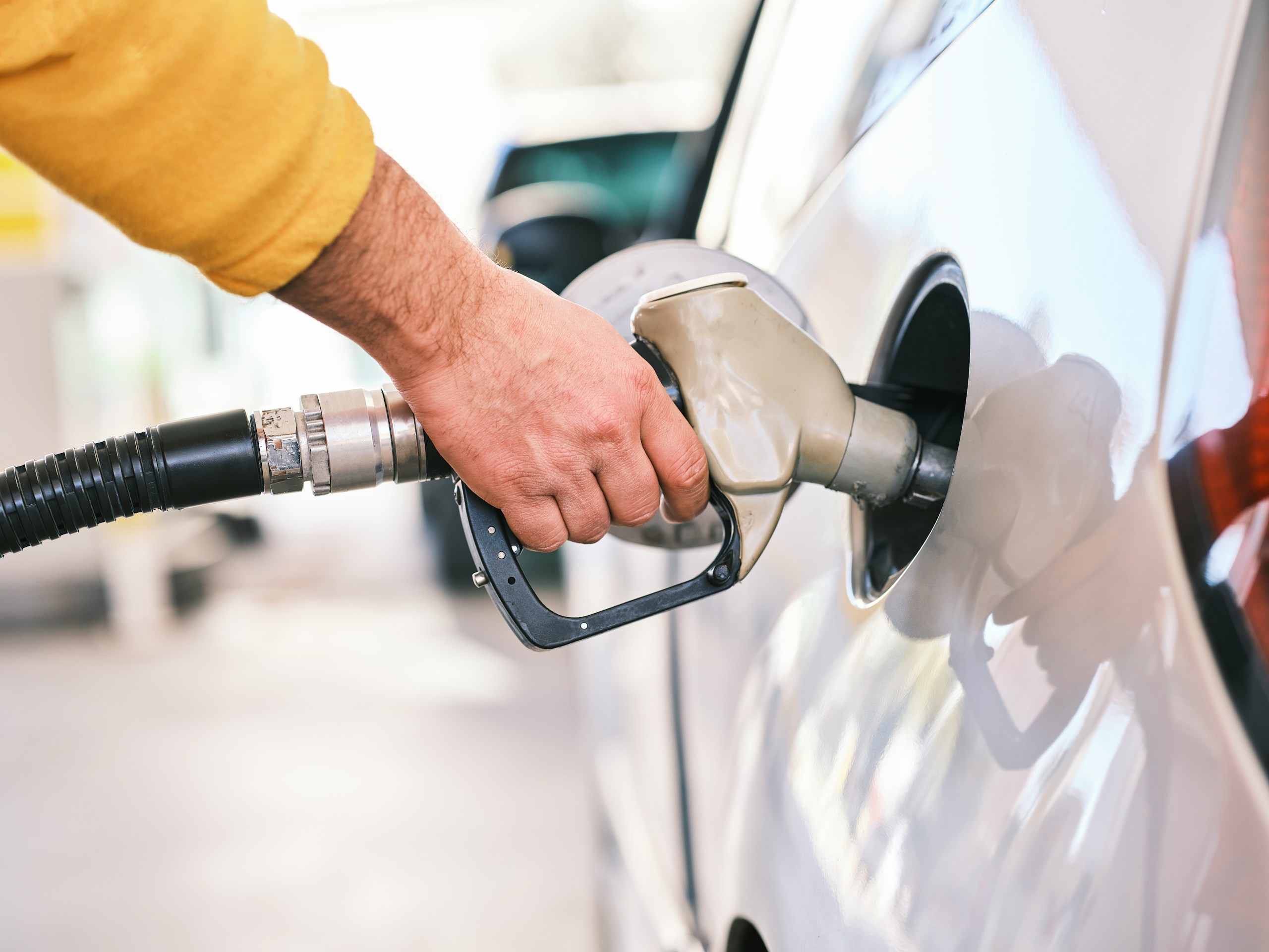Oljepriset rusar – bensin och diesel väntas bli dyrare